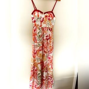 Stunning floral maxi dress
